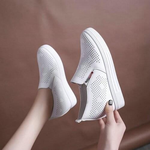Spring Women Flat Platform Loafers Shoes Ladies Leather Hollow Casual Shoes Slip On Flats Moccasins Creepers A61-92 JY