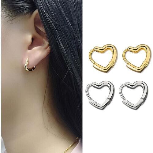 Simple Sweet Love Heart Buckle Hoop Earring Women Heart-shaped Circle Piercing Earrings Wild Temperament Ear Jewelry Accessories