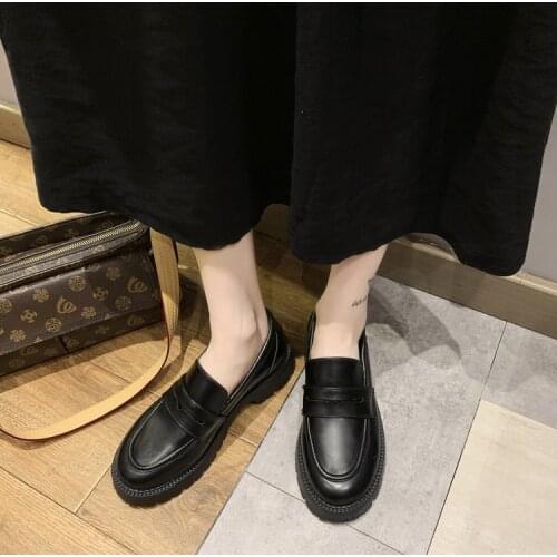 Womens shoes Round toe street wind block flat loafers for women 2021 black punk designer heels for women