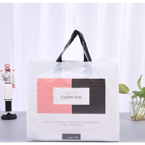 New 10pcs 28x28x9 ,32x32x9cm Plastic Clothes Handbags Wedding Christmas Shopping Packaging Gift Pouches With Custom LOGO