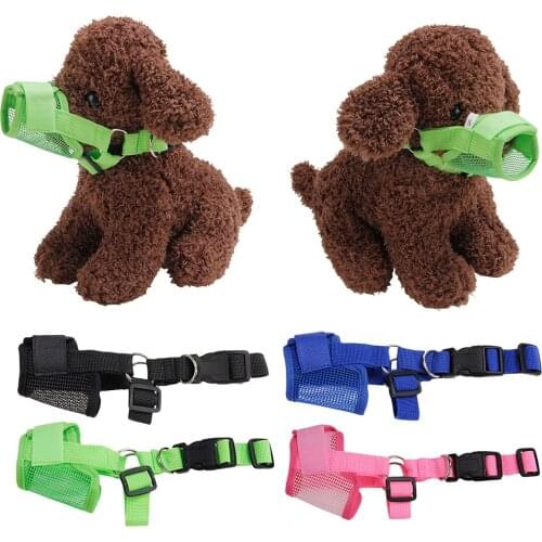 Adjustable Polyester Muzzle for Dogs with Strap Adjusted Freely, Wearing Very