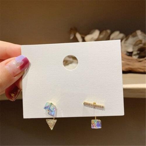 2021 New Arrival Crystal Hyperbole Geometric Women Dangle Earrings Korean One Square Crystal Asymmetric Jewelry