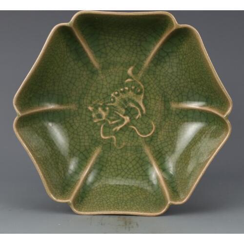Antique SongDynasty porcelain plate,green Ru Kiln carved lion plate ,hand-painted crafts,home Decoration,collection& adornment