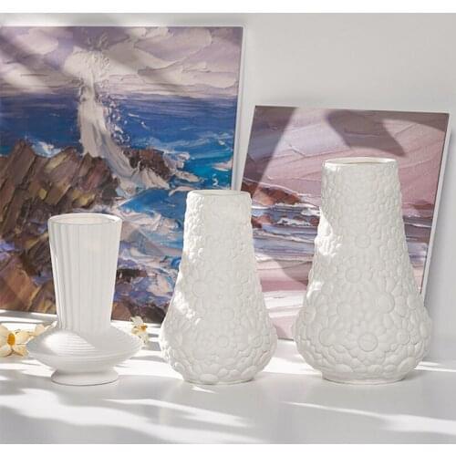 Nordic Creative White Simple Ceramic Dried Flower Vase Home Modern Flower Living Room Flower Arrangement Container Decoration