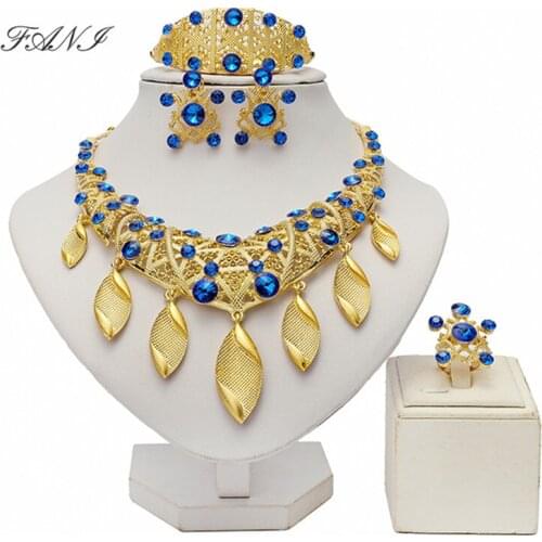 Fani Saudi Gold Color Woman Wedding Jewelry Set Wholesale Nigerian woman Accessories Jewelry Set statement Bridal Jewelry Set