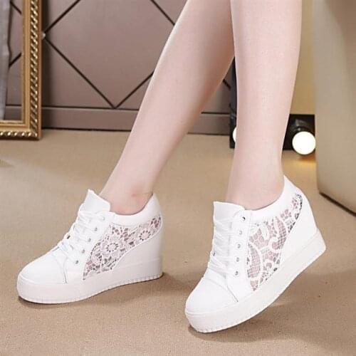 2021Women Footwear Height Increasing women Shoes Womens casual shoes Sneakers white/black shoes women size