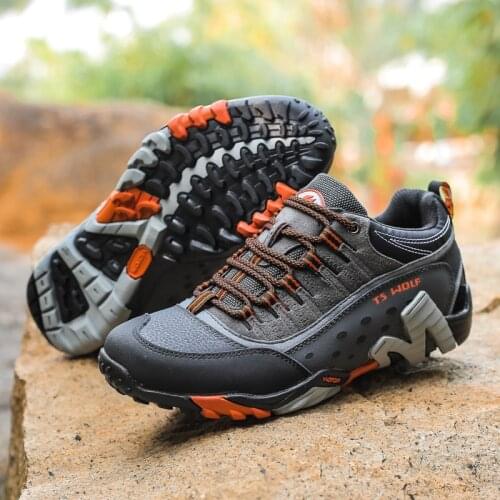 Aotu Trekking Boots