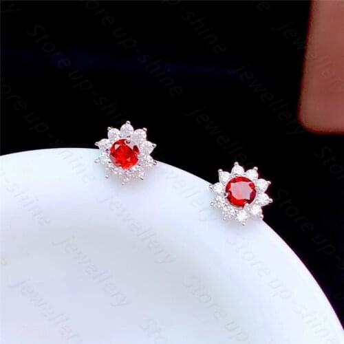New natural garnet ear Simple fashionable exquisite compact 925 silver natural garnet ear studs lady charm