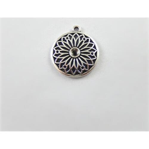 10pcs Antique Circular Hollow Decorative Pattern Pendants Charms Finding Jewelry Making Key Chain Accessary