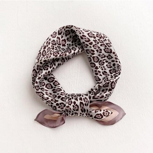 2020 new design kerchief Korean scarf womens 100% silk small square towel thin temperament fashion decorative silk neckerchief