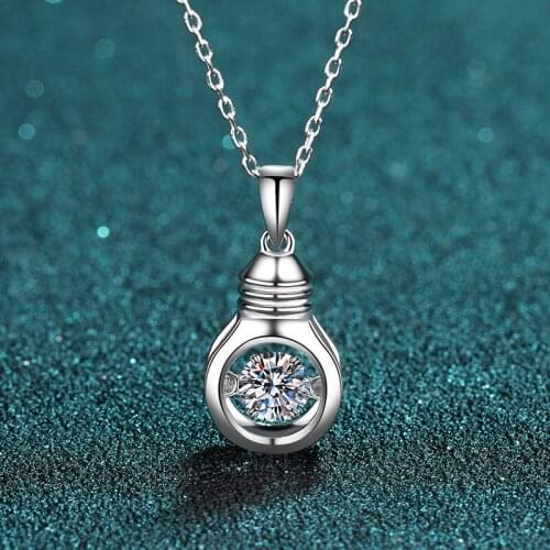 Silver 0.5 Carat Excellent Cut Diamond Test Passed D Color Good Clarity Moissanite Light Bulb Pendant Necklace Silver 925 Chain