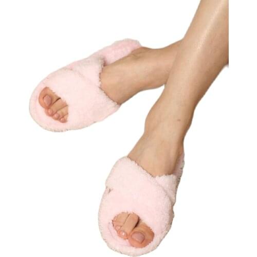 Women Cross Plush Home Slipper Stylish Summer Flat Heel High Quality Slippers Sandal Shoes For Autumn Winter Season Trend 2021 Style luxury Home