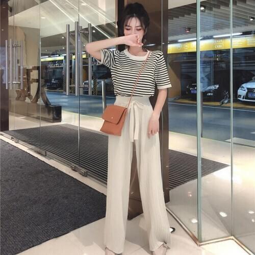 Korean Style Short Sleeve Knitted Two Peice Suit Women O-Neck Pullovers And Solid High Waist Wide Leg Pants Summer Sets Female
