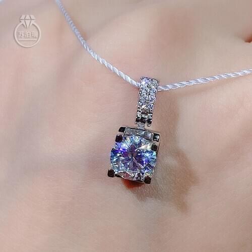 Real Moissanite Pendant 0.5CT 1CT Lab Diamond Pendant Engagement Elegant Wedding Pendant Necklace for Women Anniversary Gift