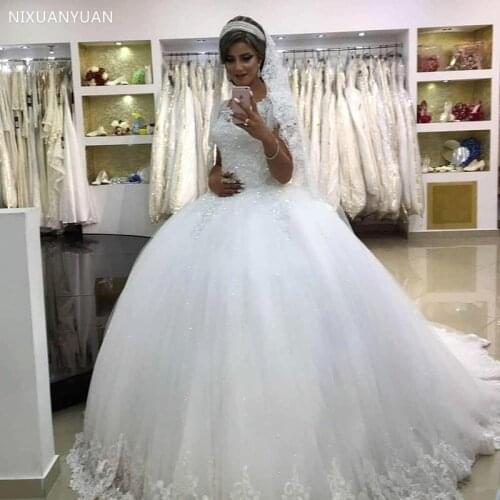 2021 New Designer Ball Gown Wedding Dress Sequined Beads Tiered Tulle Short Sleeves Wedding Dress Bridal Gowns Vestido De Novia