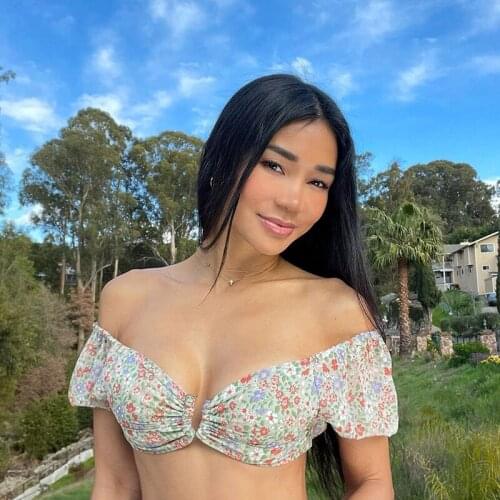 2021 Summer Women New Arrivals Short Backless Polyester Bandage Bow Fashionable Bubble Sleeve Top