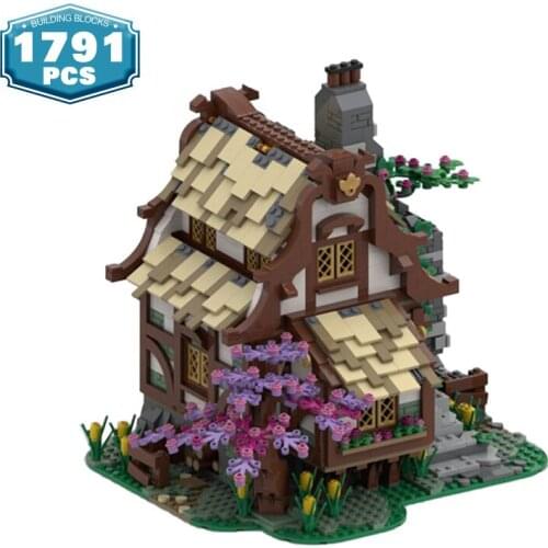 City New Building Block Creative Medieval Farm MOC-68083 Street View Model Constructor House Toys for Children Xmas Gift