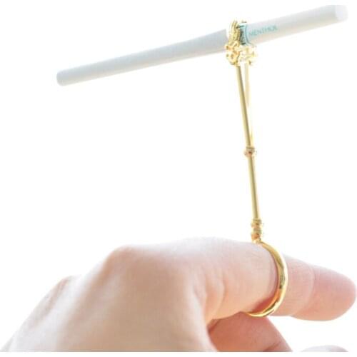 Retro Cigarette Holder Ring Frame Rose Metal Finger Clip Ladies And Mens Smoking Set Smoking Set