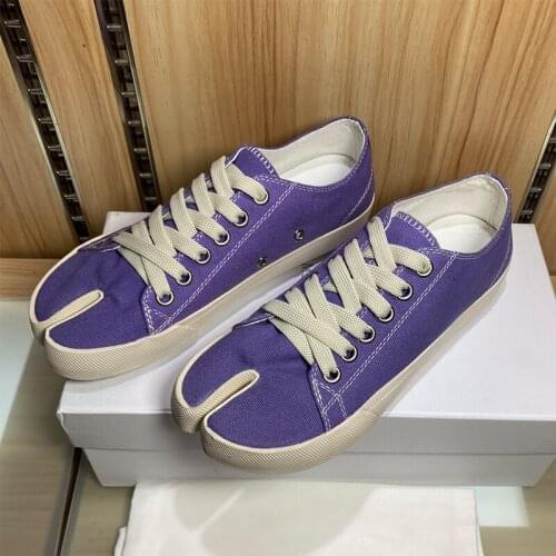 Autumn Shallow Split Toe Casual Shoes Women Thick Sole Lace Up Canvas Sweety Color Comfort Pig Trotter Horseshoe Flat Shoes