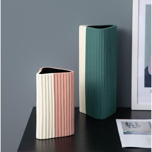 Creative Geometric Triangle Ceramic Vase Luxury Vertical Pattern Flower Arrangement Room Hydroponic Flower Vase Home Decoration
