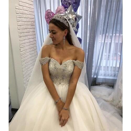Luxury Sparkly Off The Shoulder Arabic Ball Gowns Wedding Dresses Sequins Beading Church Princess Bridal Gown Custom Made