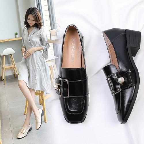 British square toe metal buckle brogue shoes woman pearl decoration microfiber leather flats female slip on lazy loafers shoes