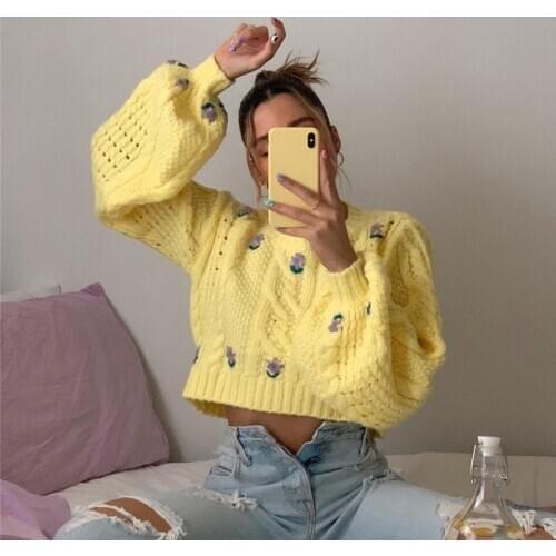 Round-neck Embroidered Print Bubble Sleeves Short Sweater Vintage Loose Thicken Warm Knitted Pullover Sweaters for Women