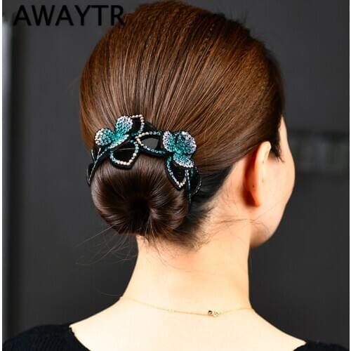AWAYTR Rhinestone Hair Claws for Women Crystal Flower Hair Clips Barrettes Crab Ponytail Holder Hairpins Bands Hair Accessories