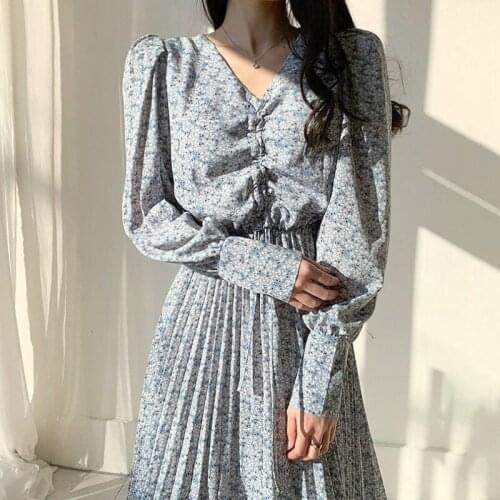 Retro Women Pleated Chiffon Dress Fashion Lantern Sleeve Waisted Slim Dress Printed V Neck Casual Fairy Seaside Holiday Dress