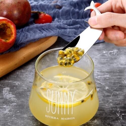 1pcs Whale Shape Stainless Steel Portable Fruit Opener Passion Fruit Avocado Kiwi Open Cutter Kitchen Tool Gadgets With Spoon