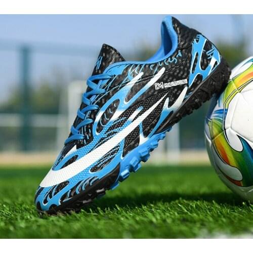 New childrens broken nail football shoes flat football shoes wear-resistant low-top sports shoes