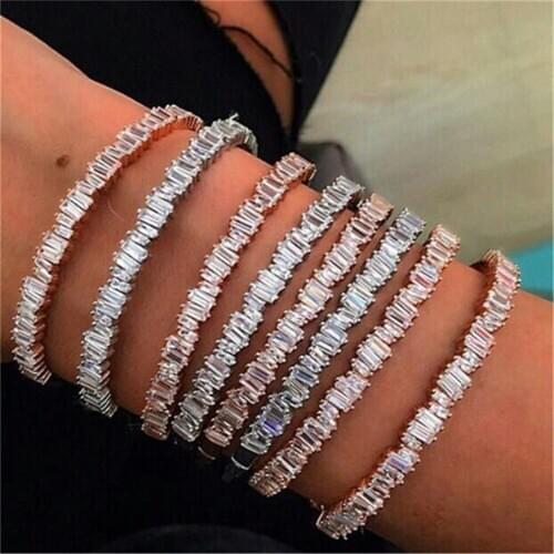 Xd114 Luxury Designer Fashion shinning European style Jewelry Roman numerals dress wedding party Jewelry dz