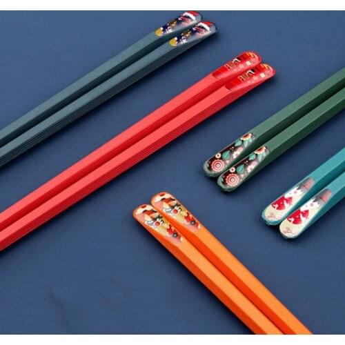 1 Pair / Japanese Korean Pointed Non-slip Chopsticks 5 Kinds of Flower-shaped Alloy Chopsticks Sushi Sticks Dining Utensils