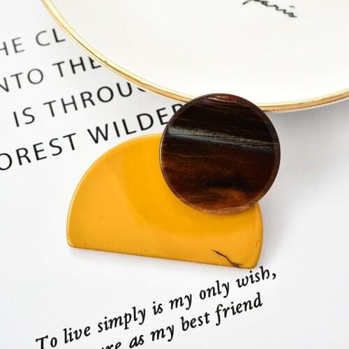 Blucome Personality Mens and Womens Brooches Western Accessories Clothing Street Style Fashion Catwalk Brooch Lapel Pins