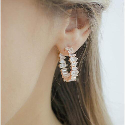 Black cz crystal High Polished Hoop Earrings Paved with AAA Austrian Cubic Zirconia for Wedding Party Jewelry drop shipping