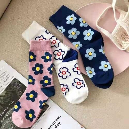 2021 New Ladies Retro Embroidered Silk Socks Printed Flowers Fashion Art Temperament Cute Women Socks 2021