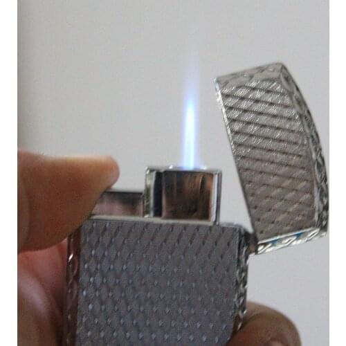 Boutique Embossed Dragon Personality Creative Metal Straight Into The Windproof Lighter Smoking Accessories Gadgets for Men