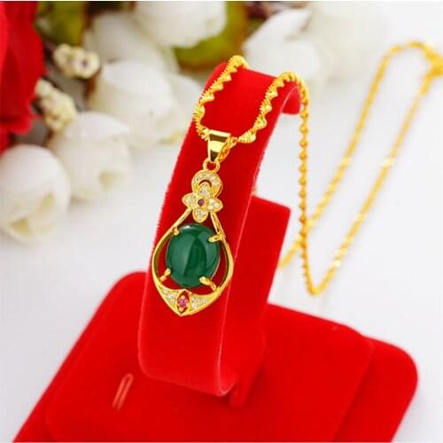 Pendant Necklaces for Women Imitation Jade Clover Necklace Rhinestone Water Drop 24K Gold Plated Wedding Necklaces New Jewelry