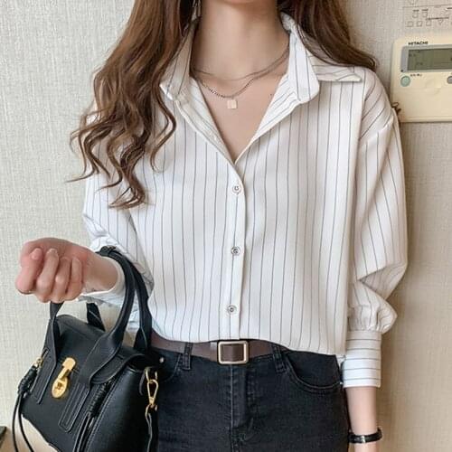 LJSXLS 2021 The New Chiffon Striped Long Sleeve Blouses Women Business Attire Button Loose Thin White Blue Spring Ladies Topss
