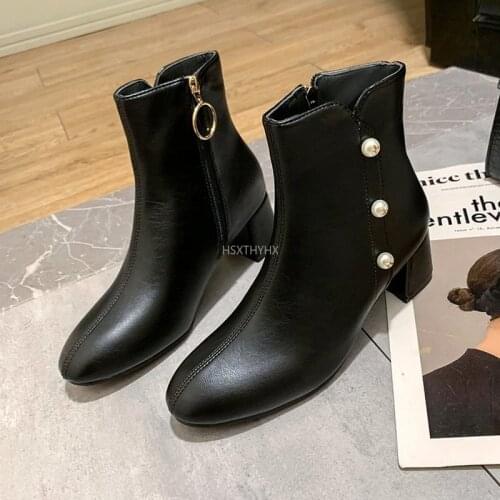 2021 Fashion Women't Boots Warm Fretwork Heels Winter Retro Buckles Short Plush Inside Shoes Boots Bota Feminina