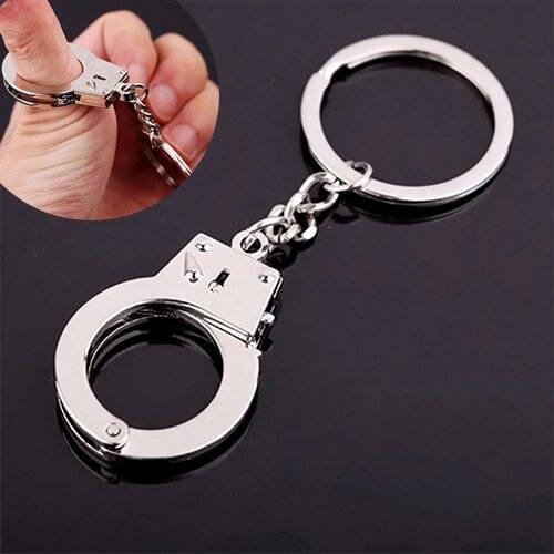 Korean Fashion Creative Police Man Handcuff Keychain Charms Pendant Car Key Keyring Handbag Key Chain Chaveiro