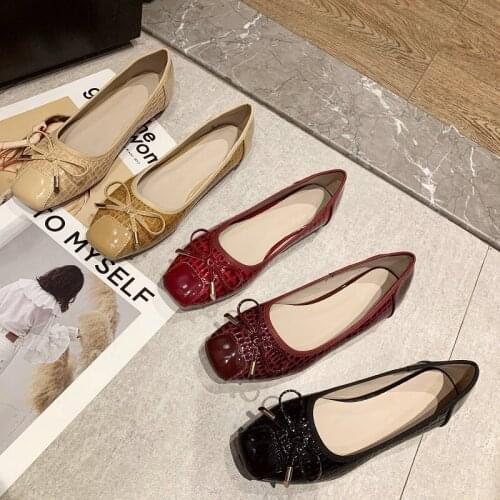 Spring/Autumn Womens Flat Shoes 2021 New Casual Soft Sole Solid Square Toe Patent Leather Large Female Shoes Size 34-43