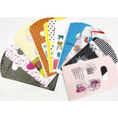 Mini Cute 9x15cm 100pcs More Colors Pretty Plastic Jewelry Gift Packaging Carrier Bags With Lace Handle For Boutique Shopping