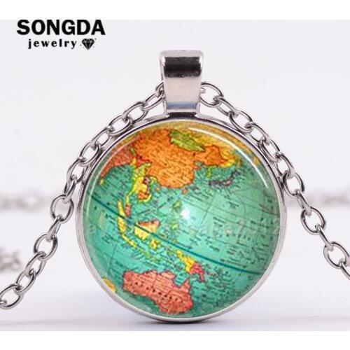 SONGDA Novelty World Map Travel Idea Necklace Handmade Glass Dome Hemisphere Alloy Pendant Necklace for Friends Graduation Gift