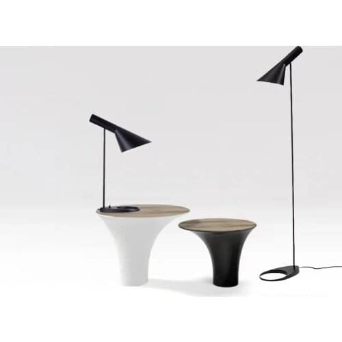 Nordic Design Table Lamps for Living Room Metal Loft Decor Standing Lights Bedroom Bedside Lamp LED Desk Light E27 Bulb Lighting