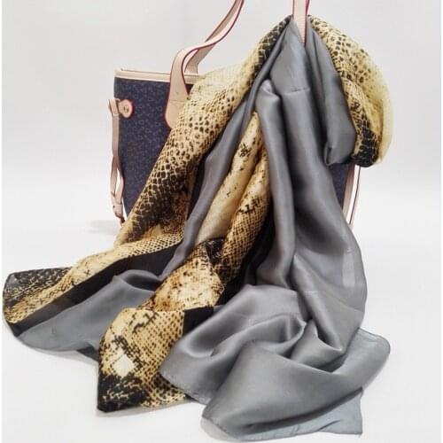 Vintage Snake Skin Silk Scarf Women Fashion Luxury Brand Foulard Shawls 100% Natural Twill Silk Pashmina Scarves New