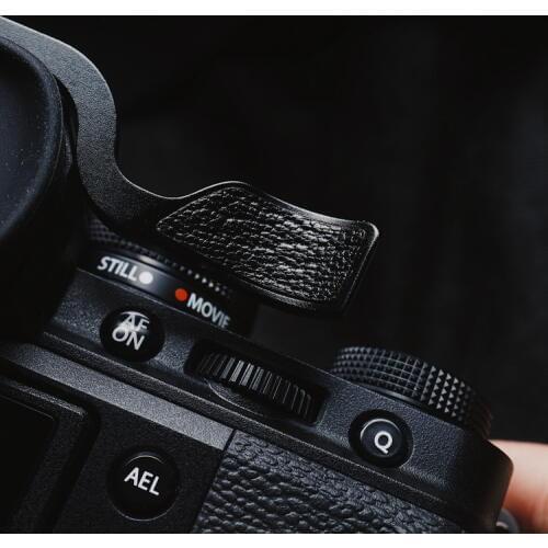 Black Thumb UP Thumb Rest Thumb Grip With Genuine Leather Sticker For Fuji XT4 X T4 Fujifilm X-T4