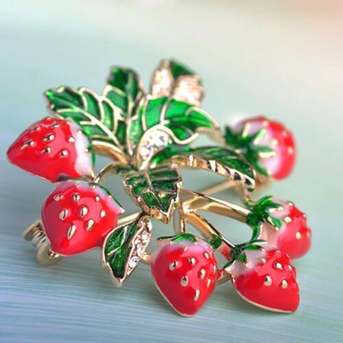 12pcs/lot Wholesale Red Strawberry Brooches Women Party Gifts Fashion Womens Enamel Brooch Pin Hats Accessories Flower Broches