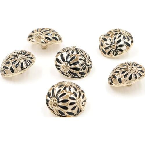 A1 Sewing supplies 20MM High grade metal button coat suit fashion exquisite hollow white paint flower button