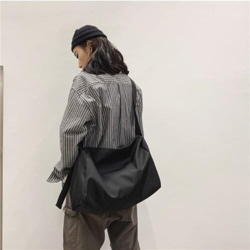 2022 New Yoga Bag Waterproof Sports Bag Mens Couple Crossbody Bag Solid Color Simple Large Capacity Short-Distance Travel Bag